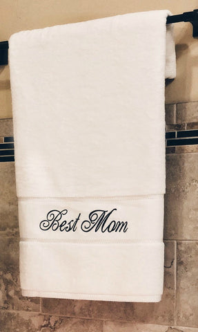 Image of towel for mom, bath towel gift, best mom towel, embroidered towel