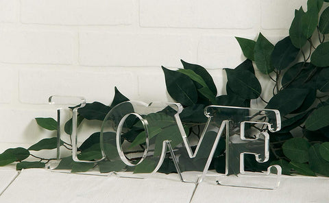Image of LOVE Sign